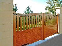 BOILEAU   chene doreAÌƒAÌŠ yannick : pentures chebe-dore yannick